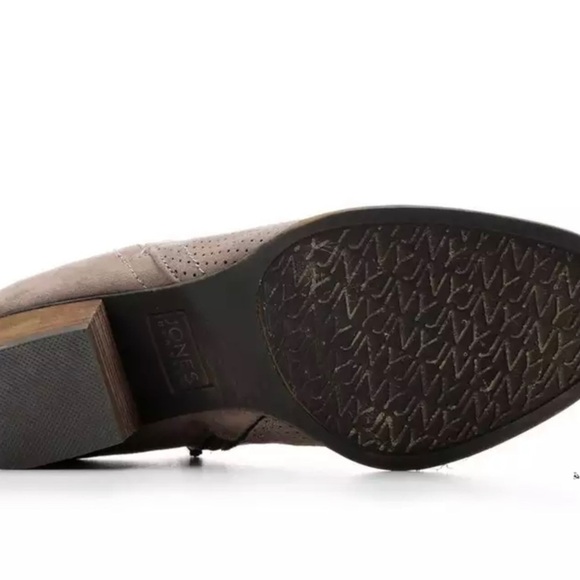 Jones NY CeCee Bootie 8.5 - Picture 7 of 11